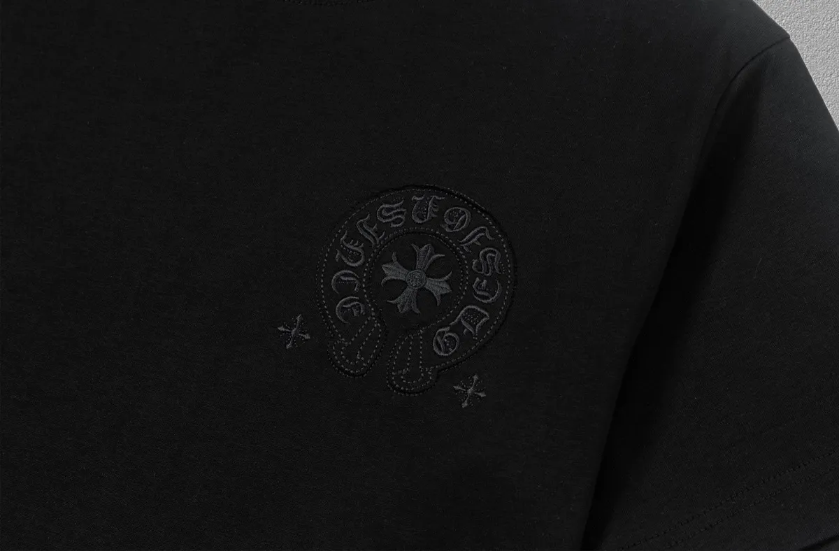 🅿️200 [CH Crow Heart] 2025FW short-sleeved T-shirt, patch embroidery, high-end 26s double yarn 300g fabric, heavy fabric, custom stretcher rib, same cylinder and dye, complete three standards, same style for men and women, color: black, white, size: S M L XL 2XL